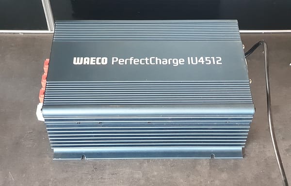 Waeco PerfectCharge IU4512